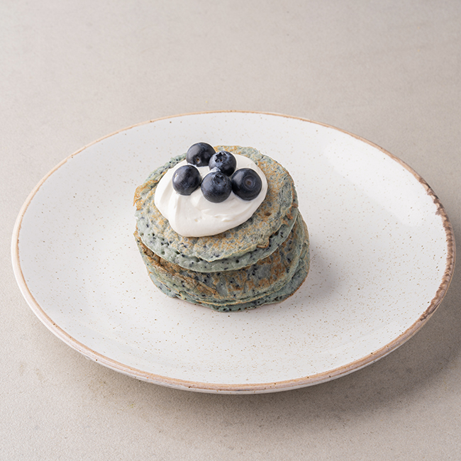 Blue Spirulina Pancakes with Vanilla Yoghurt Dip